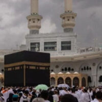 مکہ مکرمہ کے آسمان پر خوبصورت بادلوں کے ڈیرے، موسم خوشگوار