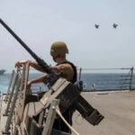 امریکی بحریہ کی آبنائے ہرمز میں کارروائی، ایران کے 8 آئل ٹینکرز کو واپس بھیج دیا