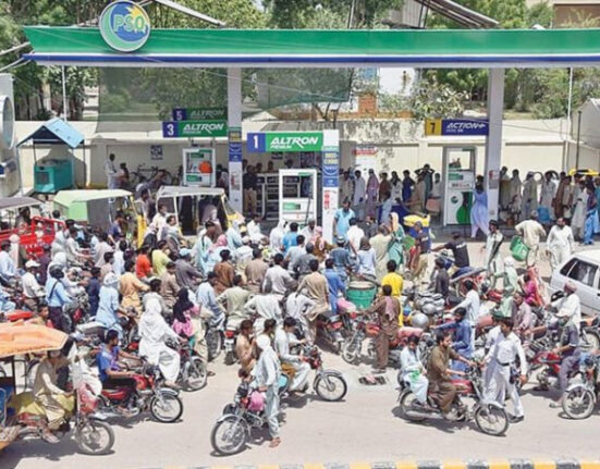 پیٹرول اتنا مہنگا ہوگا کہ موجودہ قیمتیں نعمت لگیں گی، ایرانی اسپیکر