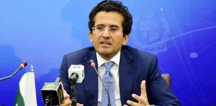 مجھے کوئی بدعا دینا چاہتا ہے تو دے، وفاقی وزیر پیٹرولیم