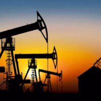 تیل کی قیمتیں پھر آسمان چھونے لگیں، 6 فیصد اضافہ ریکارڈ، برینٹ کروڈ نے 96 ڈالر کی حد بھی عبور کر لی