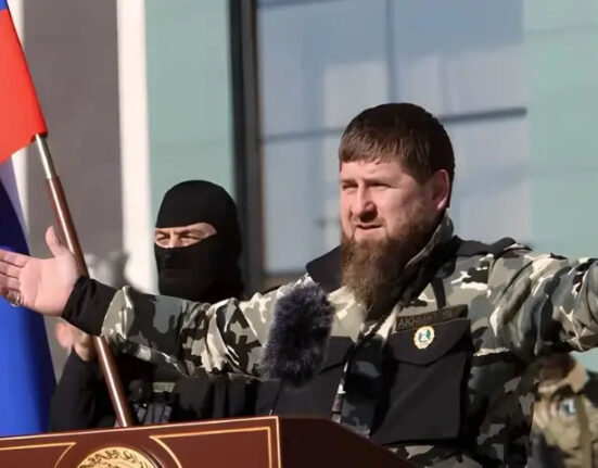 ایران پر زمینی حملہ ہوا تو امریکا سے لڑیں گے، چیچن فوج کا اعلان