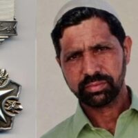 اپنی جان قربان کرکے خودکش بمبار کو روکنے والے شہری کو ستارہ شجاعت کی دینے کی منظوری