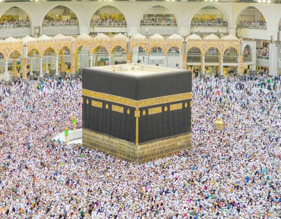 207 پروازوں کے ذریعے 52 ہزار 195 عازمین حج حجازمقدس پہنچ گئے