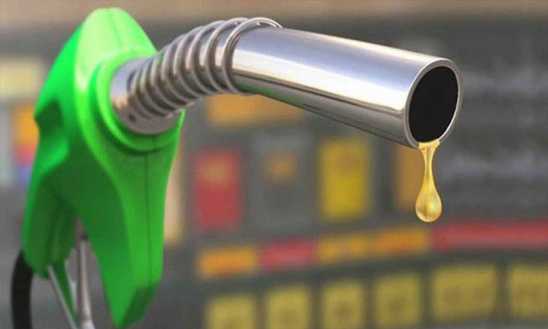 تیل کی قیمتوں میں کتنی بڑی کمی آنے والی ہے؟ خبر ایسی کہ آپ خوشی سے اچھل پڑیں گے
