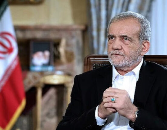 مہنگائی پر قابو کیلئے سخت اقدامات، ایرانی صدر کا انتباہ