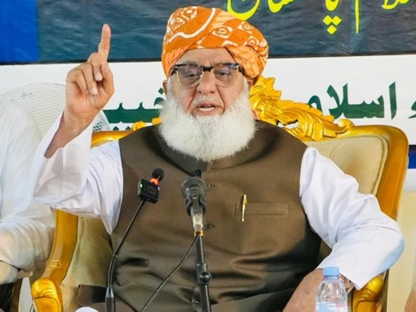 عالمی حالات کو جواز بناکر مہنگائی، عام آدمی 2 وقت کی روٹی سے بھی محروم ہوگیا ہے، فضل الرحمان