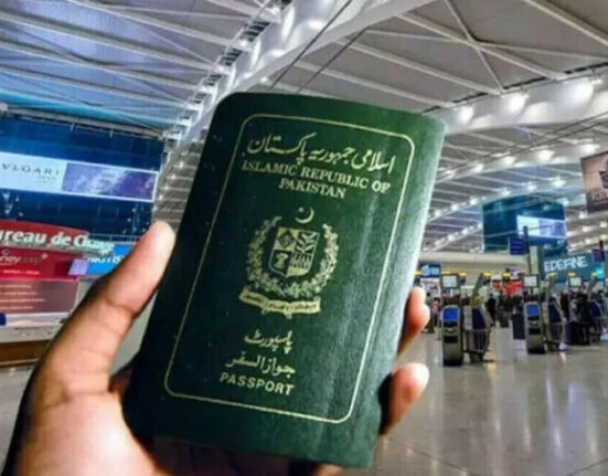 وہ کون سے30 ممالک ہیں جہاں پاکستانی بغیر ویزا جا سکتے ہیں؟تفصیلات منظر عام پر آگئی