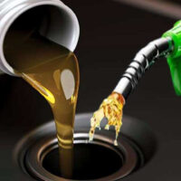 تیل کی قیمتوں میں بڑا موڑ! عالمی منڈی میں قیمتیں اچانک گر گئیں،شہریوں میں خوشی کی لہر دوڑ گئی