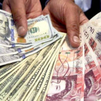 ڈالر کی قیمت میں گراوٹ، روپیہ تگڑا ہوگیا
