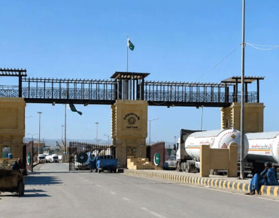 تفتان بارڈر سے تجارت کی راہیں کھل گئیں، پاک ایران تجارتی ویزا بحال،تاجروں کیلئے بڑی خوشخبری آ گئی