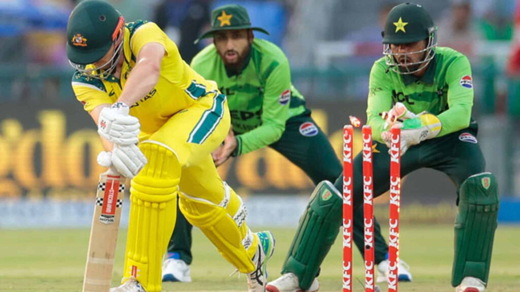 پاکستان نے آسٹریلیا کو تیسرے ونڈے میں 4وکٹ سے ہرا دیا