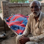 غربت کی انتہا! جوان بیٹے کو آخری کفن بھی نصیب نہ ہوا، باپ کی بے بسی نے ہر آنکھ اشکبار کر دی