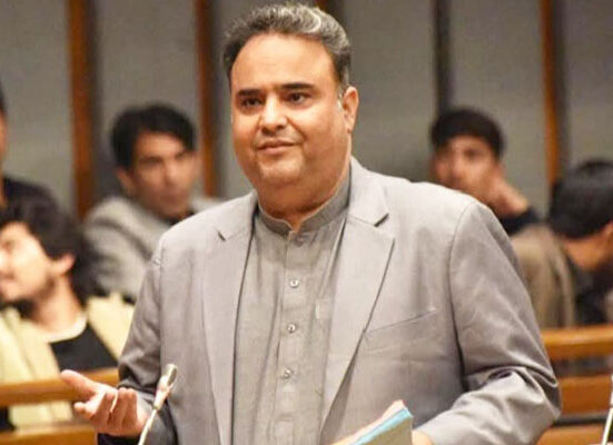 قرآن نے سود لینے سے منع کیا لیکن پاکستان کا آدھا بجٹ سودکی نذر ہورہا ہے: سینیٹر دنیش کمار