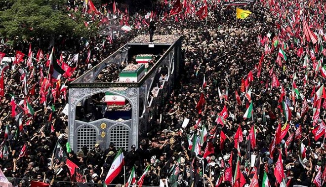 شہادت کا لہو اور قوموں کی بقا: ایرانی قوم ایک نئے موڑ پر!!!