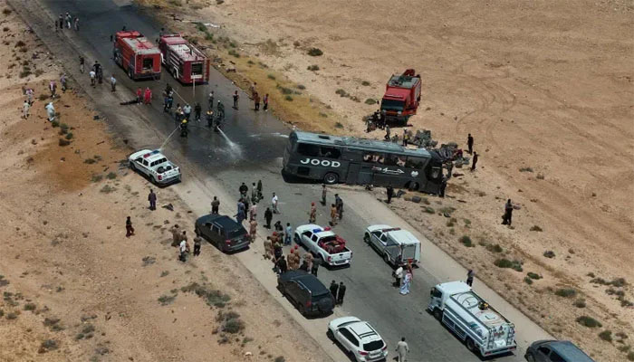 شام میں 2 بسیں آپس میں ٹکرا گئیں، 35 افراد ہلاک، 30 زخمی