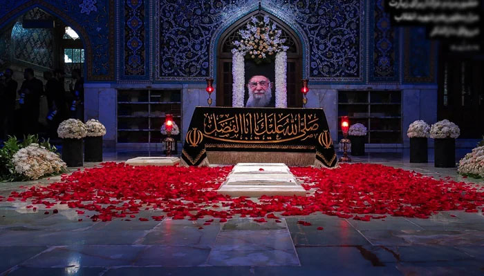 سابق ایرانی سپریم لیڈر علی خامنہ ای کی آخری آرام گاہ کی پہلی تصویر جاری