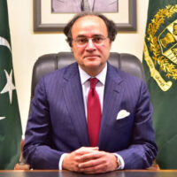 تجارت و سرمایہ کاری کی جانب لے جا رہے ہیں: وزیر خزانہ