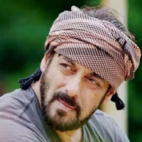 سبھاش گھئی اور سلمان خان کے درمیان ہاتھا پائی