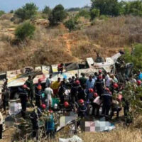 الجیریا میں بس کھائی میں جاگری، 25 افراد ہلاک