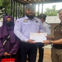 جڑواں بہنوں کا میٹرک میں منفرد اعزاز!دونوں نے 1183نمبرحاصل کیے