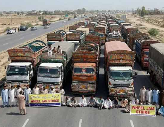 حکومت اور گڈز ٹرانسپورٹرز میں مذاکرات ناکام، ہڑتال جاری رکھنے کا اعلان