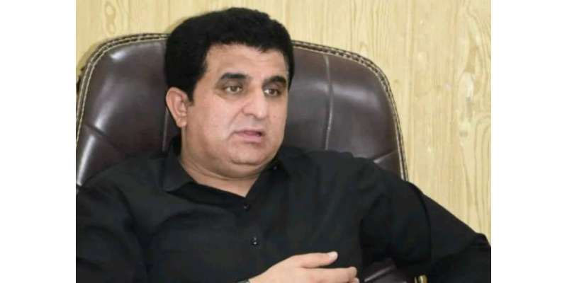 میری 5 لاکھ روپے تنخواہ ہے، لیکن اس تنخواہ میں میرا گزارا نہیں ہورہا