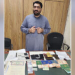 افغانوں کے منسوخ کارڈ بحالی کیلیے 12 کروڑ لینے والا اسسٹنٹ ڈائریکٹر نادرا گرفتار