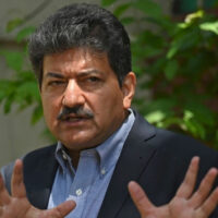 ہم دوسرے ممالک کو تحفظ فراہم کرنے کے معاہدے کر رہے ہیں لیکن افسوس کہ 5 ماہ تک کئی پاکستانی سیلرز بحری قزاقوں کے ہاتھوں یرغمال رہے لیکن حکومت نے کچھ نہیں کیا،حامد میر
