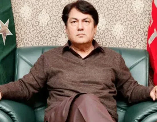 بیرسٹر ڈاکٹر سیف کاعوامی ریفرنڈم کا مطالبہ