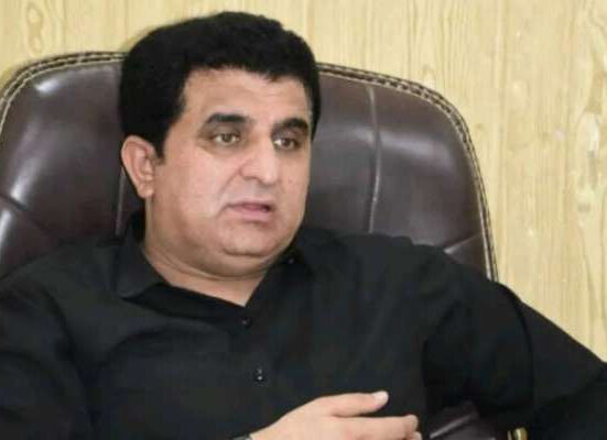 میری 5 لاکھ روپے تنخواہ ہے، لیکن اس تنخواہ میں میرا گزارا نہیں ہورہا
