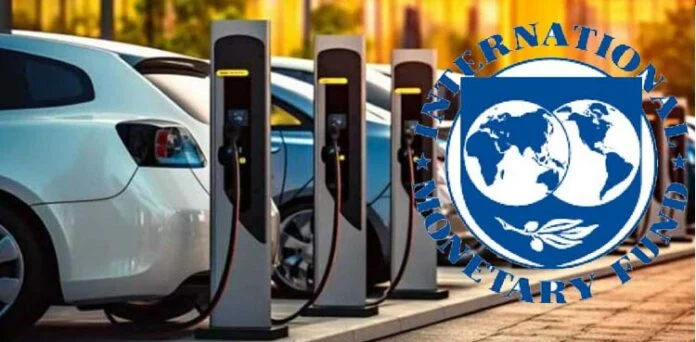 آئی ایم ایف کا الیکٹرک گاڑیوں پر سیلز ٹیکس رعایت ختم کرنے کا مطالبہ