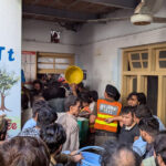 پشاور میں سکول کی عمارت گرنے سے ٹیچر سمیت 21 بچے جاں بحق، ایمرجنسی نافذ