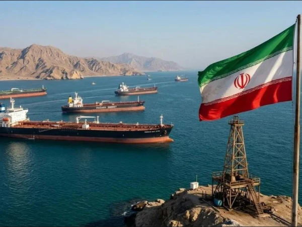 آبنائے ہرمز میں آئل ٹینکر سمندری بارودی سرنگ سے ٹکرانے کے بعد تباہ