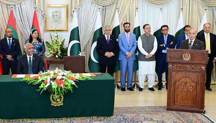 پانی ہماری ریڈلائن ہے، پاکستان کا پانی روکنے کی کوئی بھی کوشش جنگی اقدام تصور ہوگی: وزیراعظم